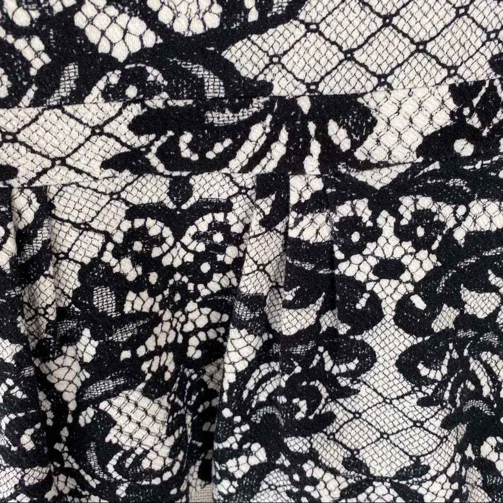 Anthropologie Postmark Leia Lace Print Peplum Top_4
